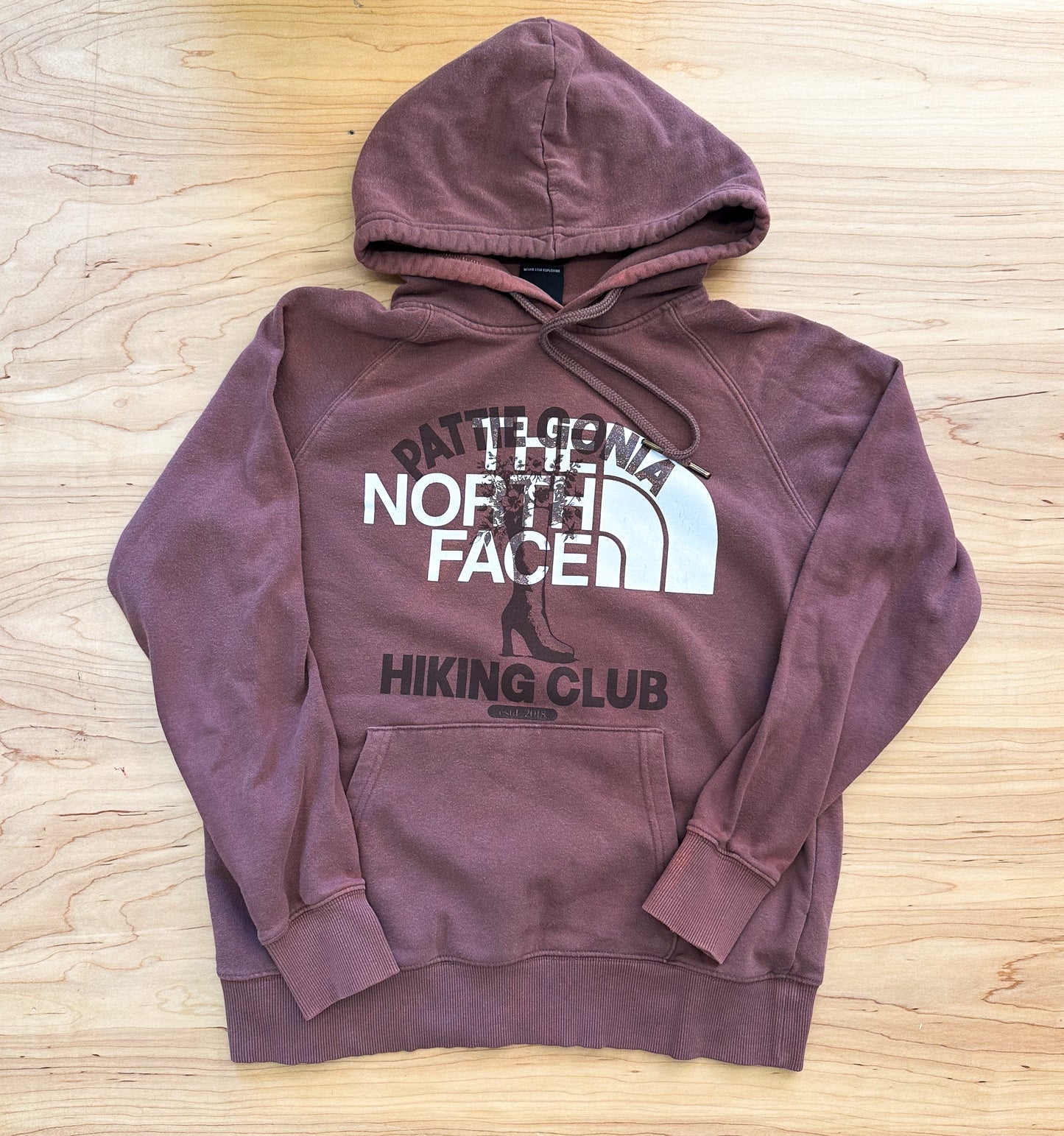 Pattie Gonia Hiking Club Hoodie - Brown Print