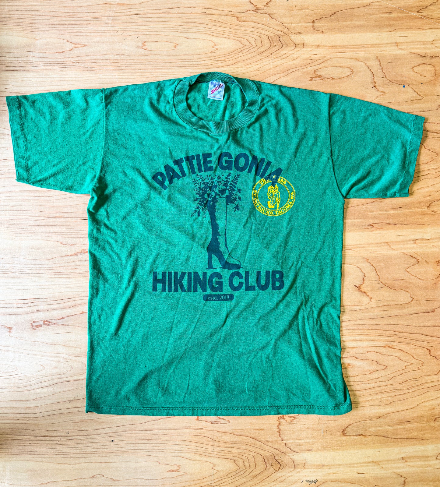 Pattie Gonia Hiking Club - Green Print