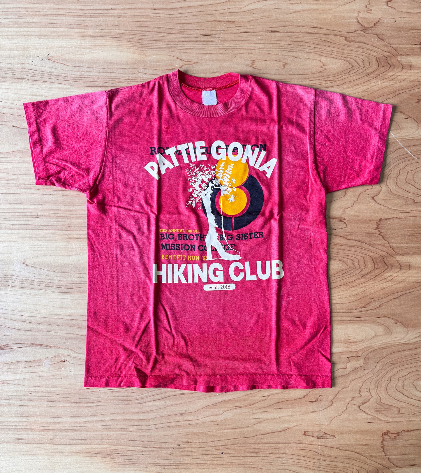 Pattie Gonia Hiking Club - Cream Print