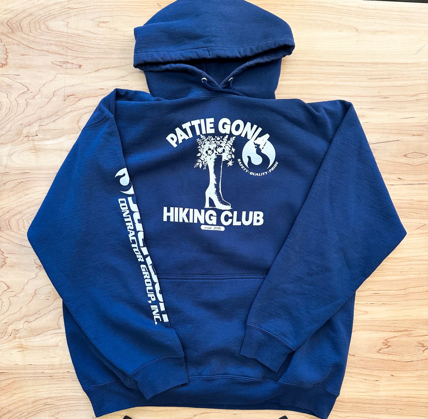 Pattie Gonia Hiking Club Hoodie - Cream Print