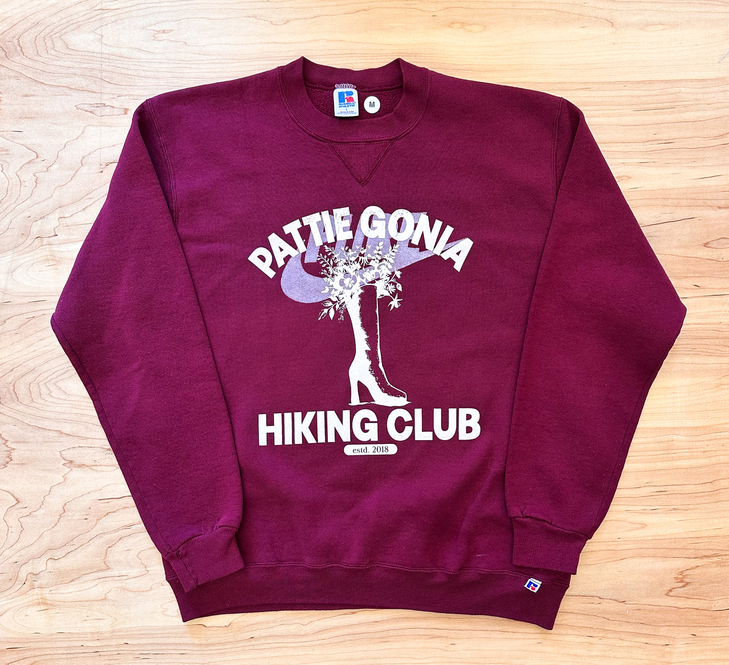 Pattie Gonia Hiking Club Crewneck - Cream Print